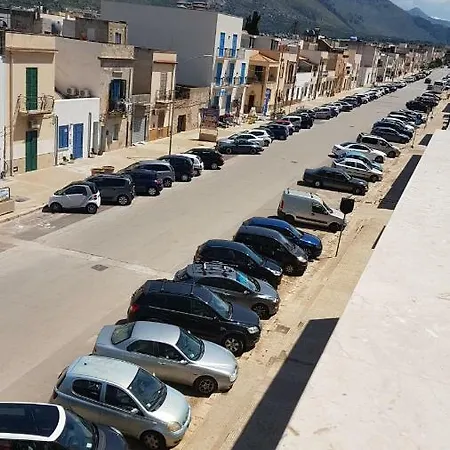 Aquamarine Apartment Nel Cuore Di San Vito San Vito Lo Capo Exterior foto
